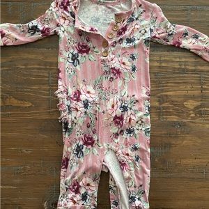 Posh peanut romper. Size: 12-18 months